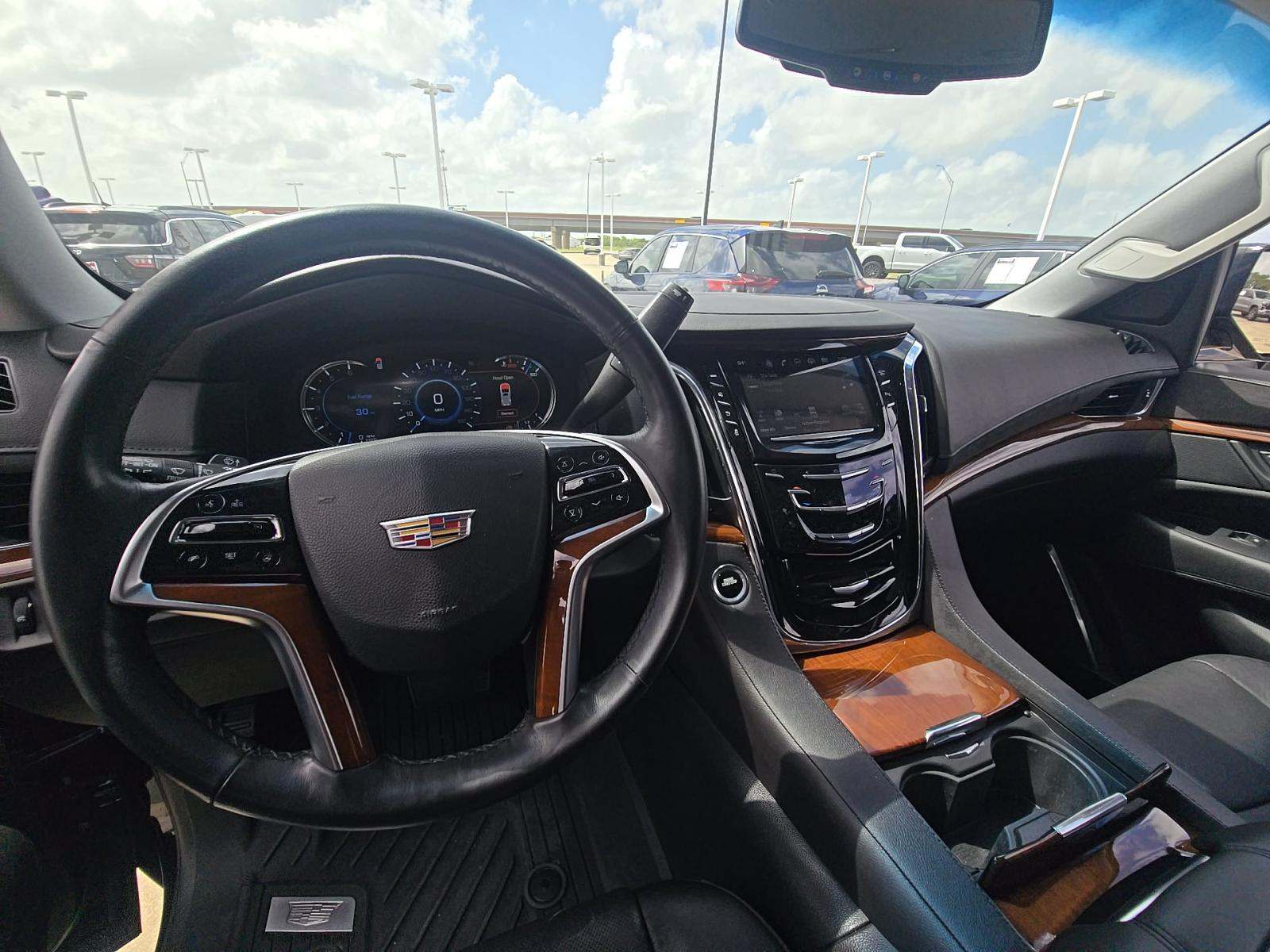 2018 Cadillac Escalade Base RWD