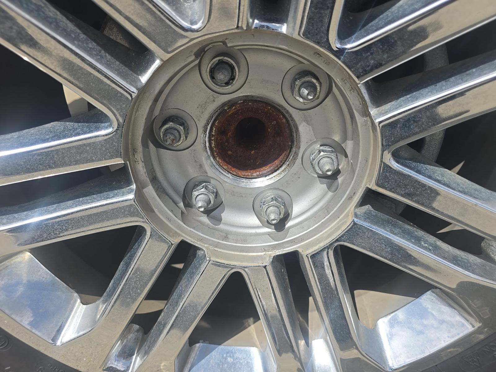 2018 Cadillac Escalade Base RWD