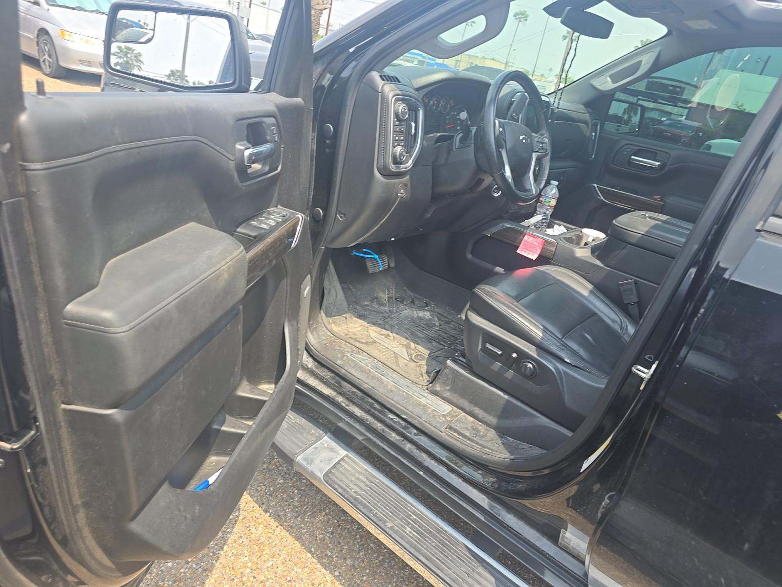 CHEVROLET SILVERADO - 6