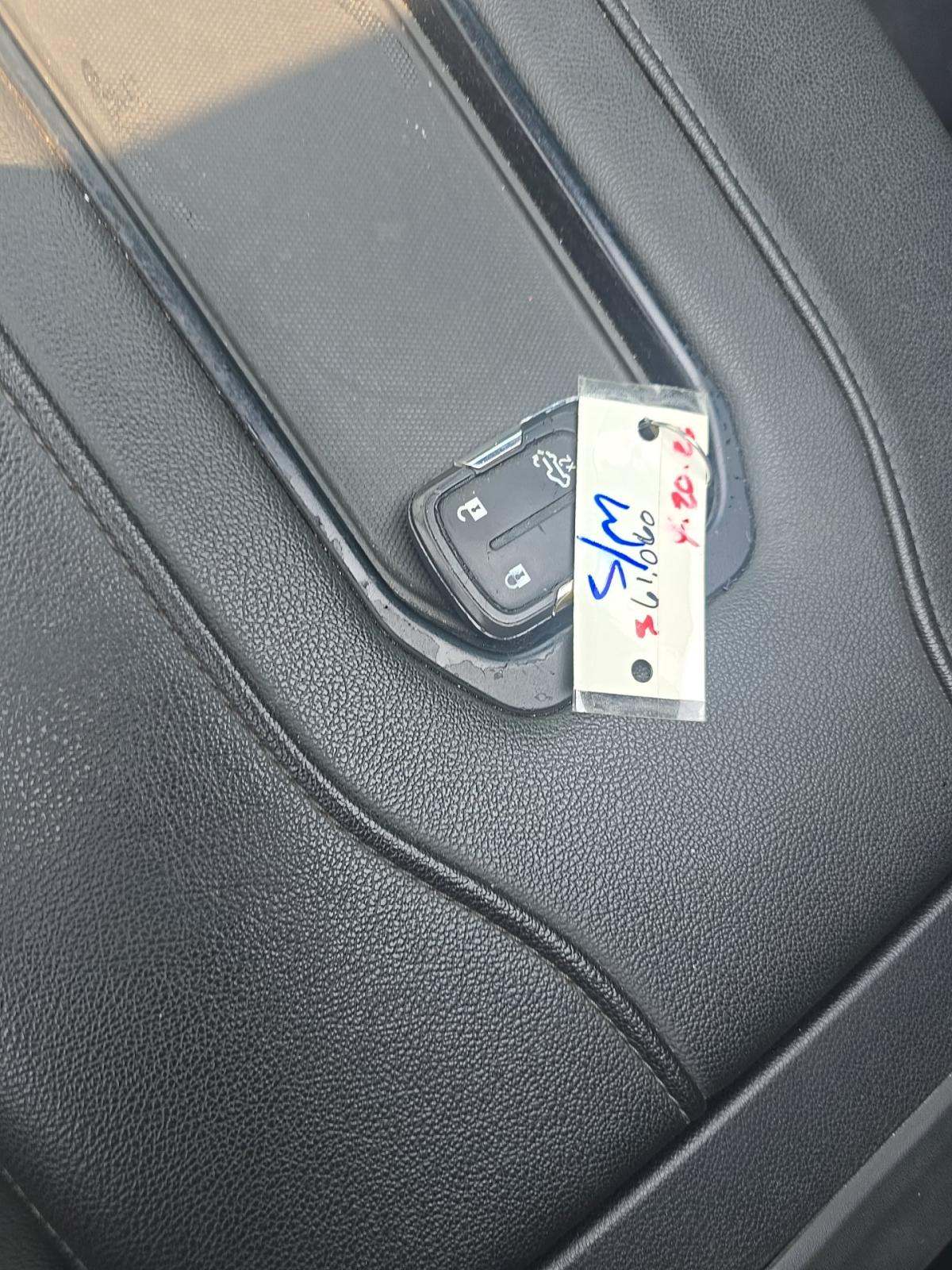 CHEVROLET SILVERADO - 8