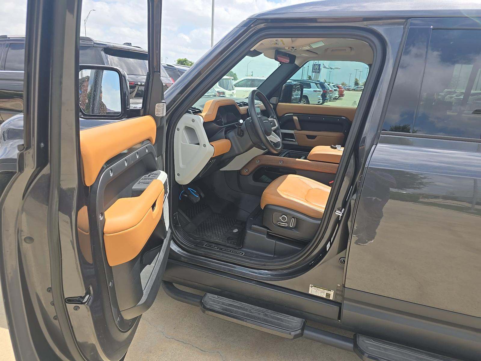 2023 Land Rover Defender 130 First Edition AWD