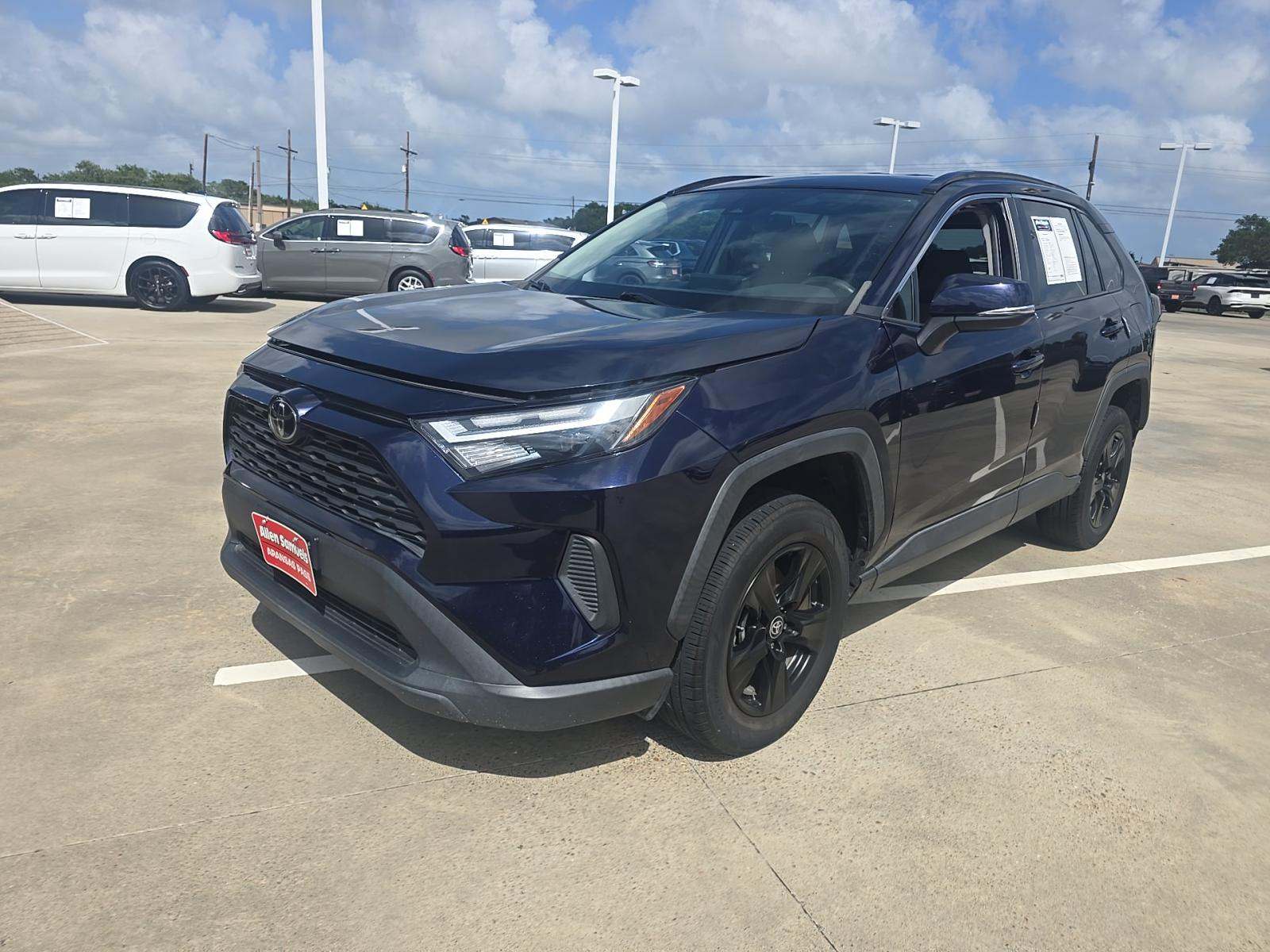 2022 Toyota RAV4 XLE FWD