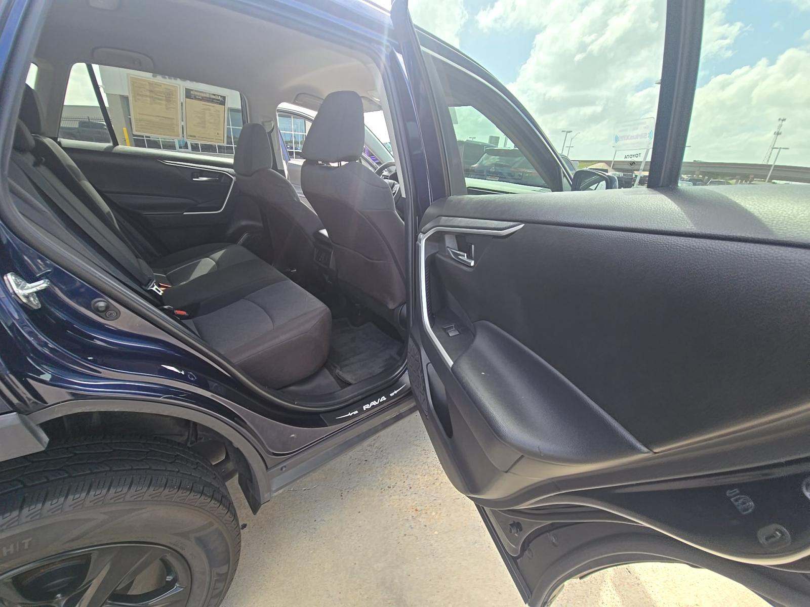 2022 Toyota RAV4 XLE FWD