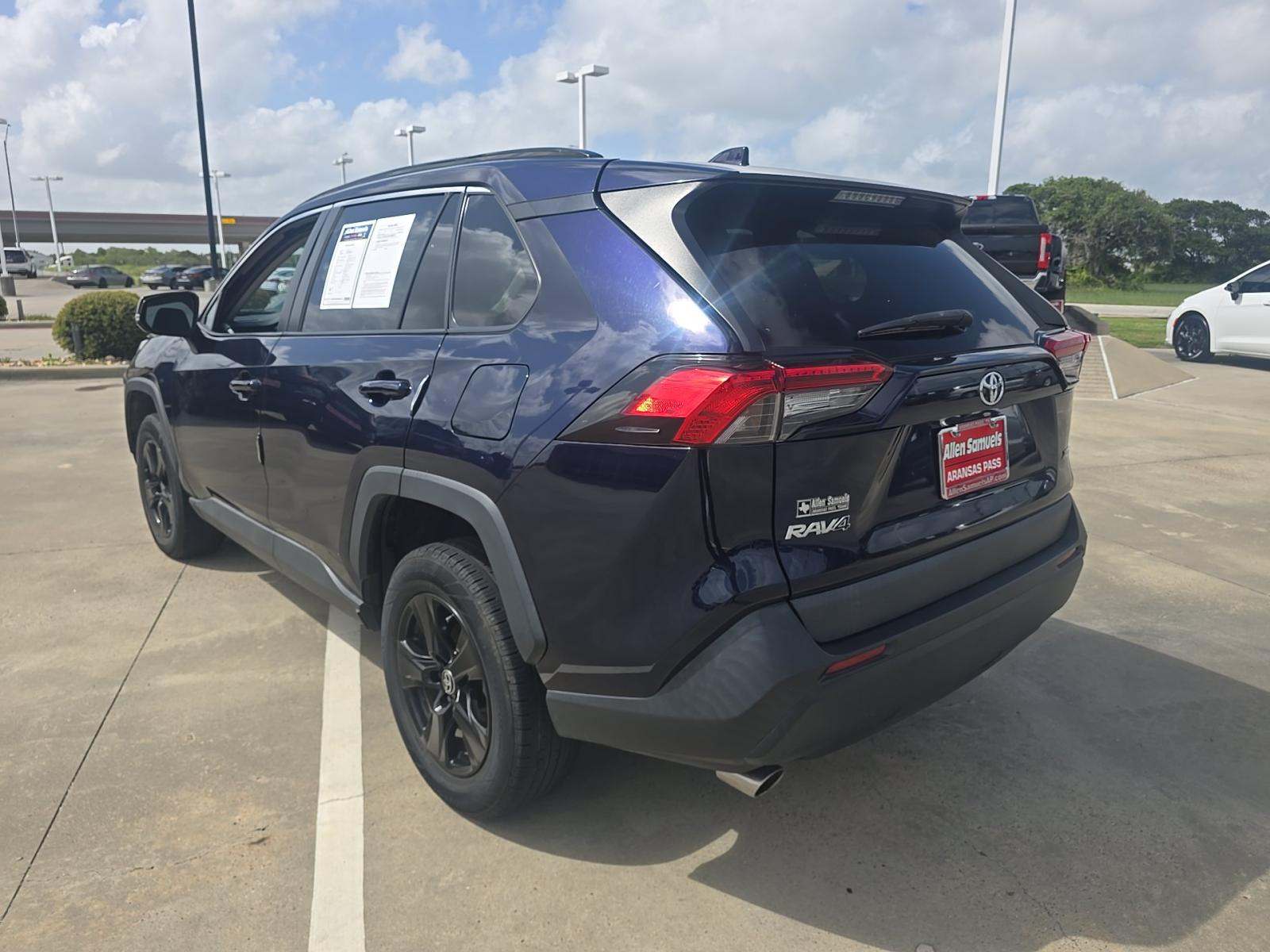 2022 Toyota RAV4 XLE FWD