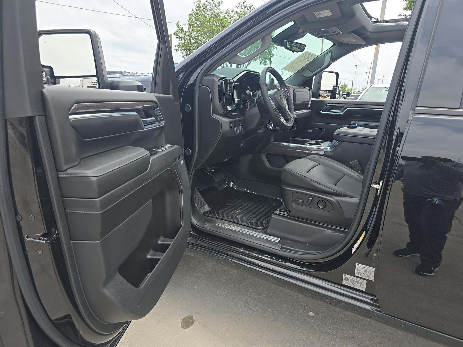 2024 Chevrolet Silverado 2500HD LTZ AWD