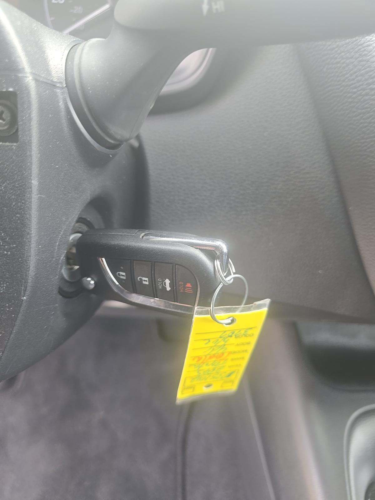 2025 Toyota Corolla LE FWD