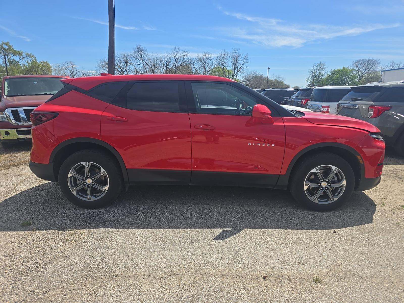 CHEVROLET BLAZER - 4
