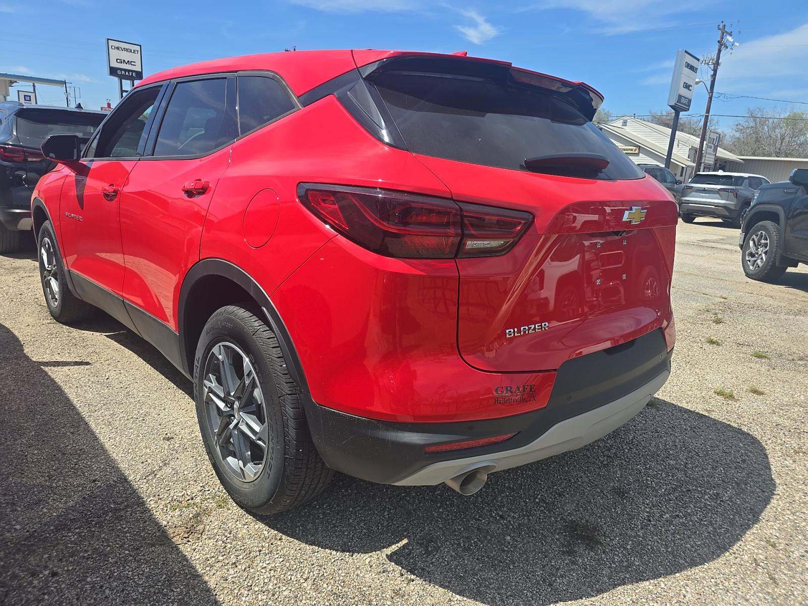 CHEVROLET BLAZER - 2