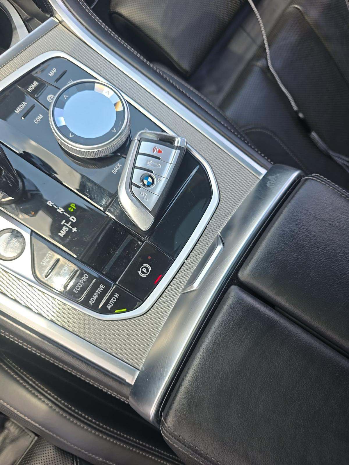 2021 BMW 8 Series 840i RWD