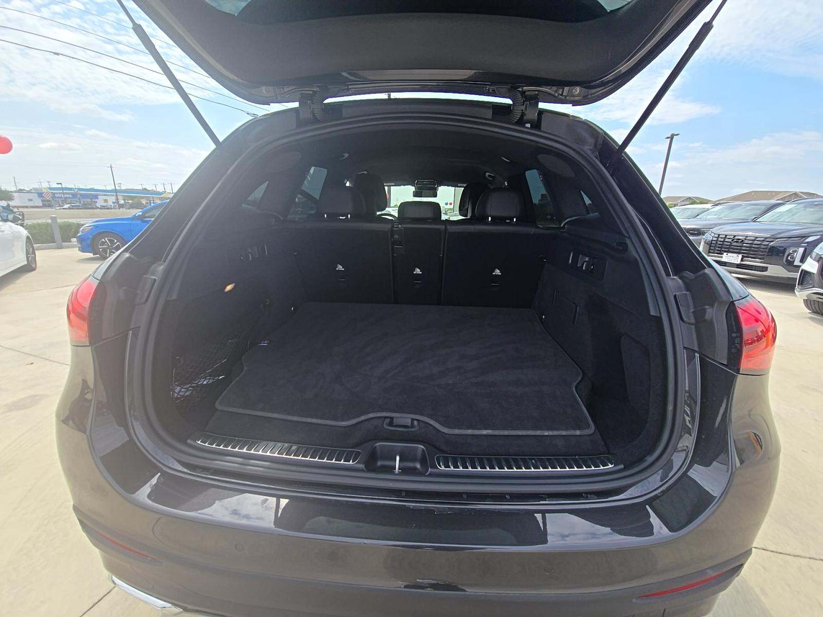 2025 Mercedes-Benz GLC GLC 350e AWD