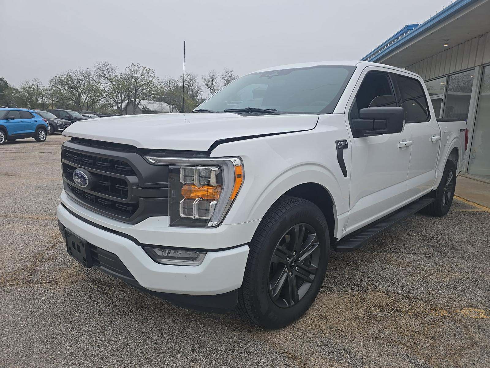 2023 Ford F-150 XLT RWD