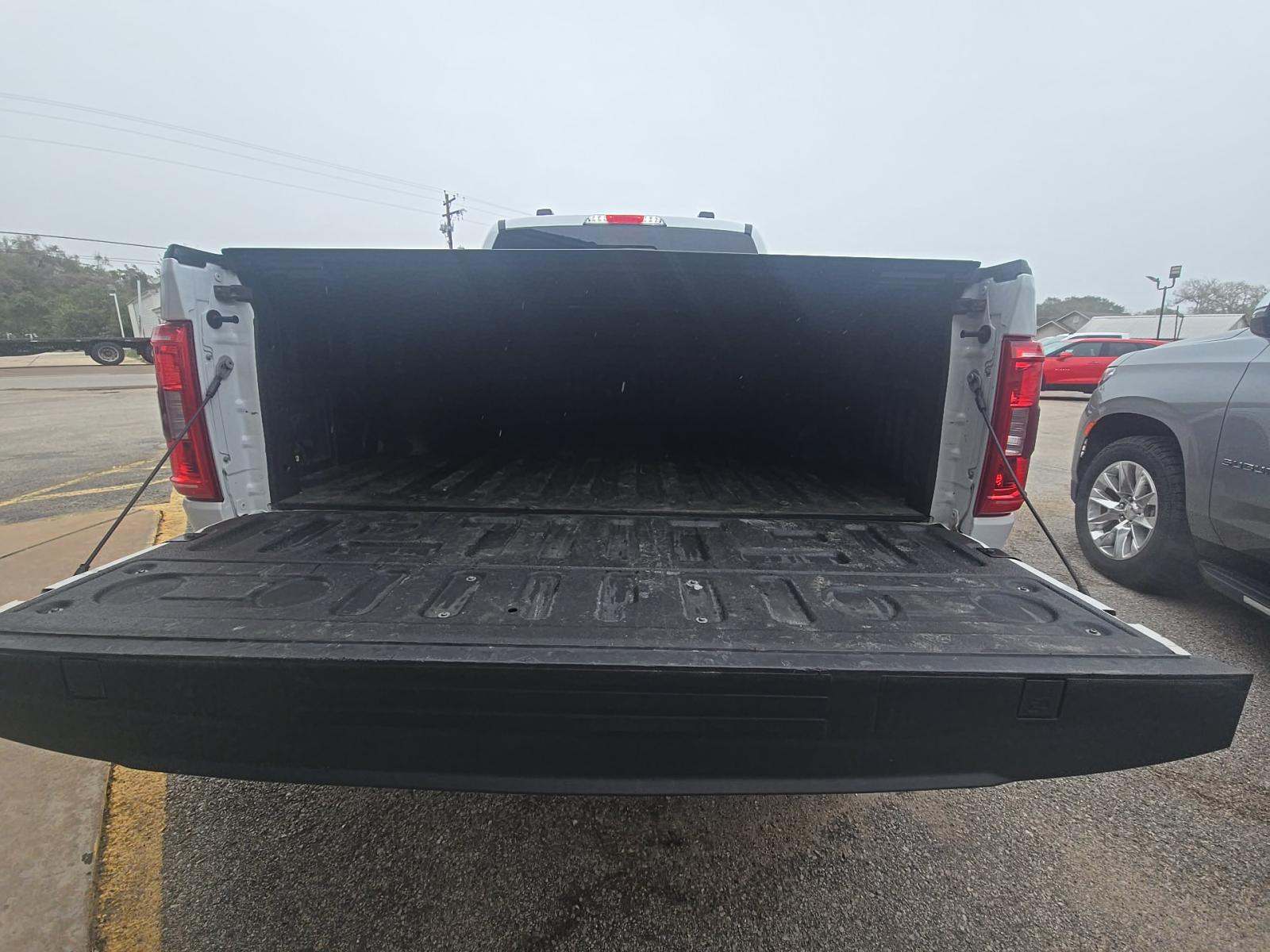 2023 Ford F-150 XLT RWD