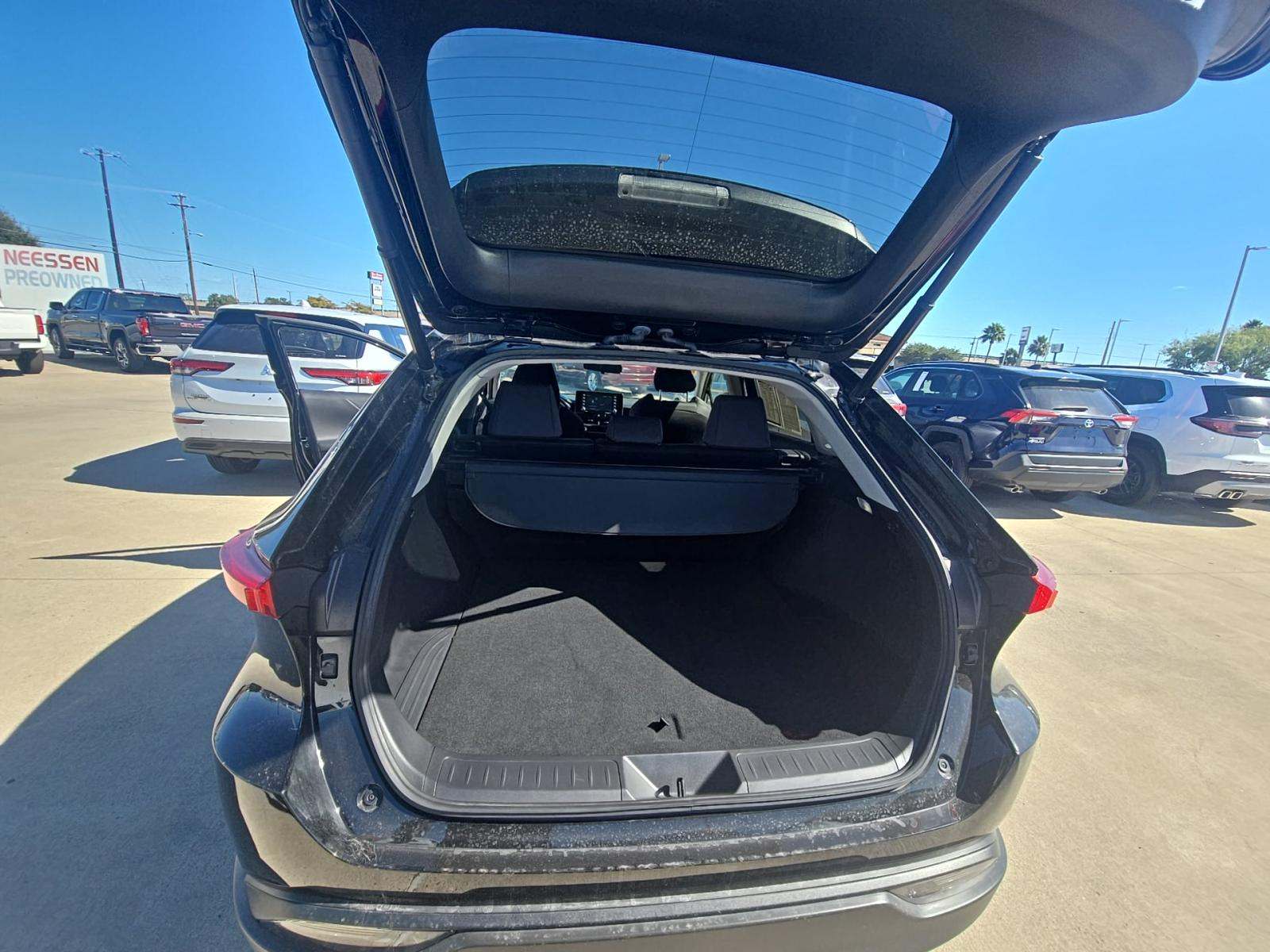 2022 Toyota Venza LE AWD