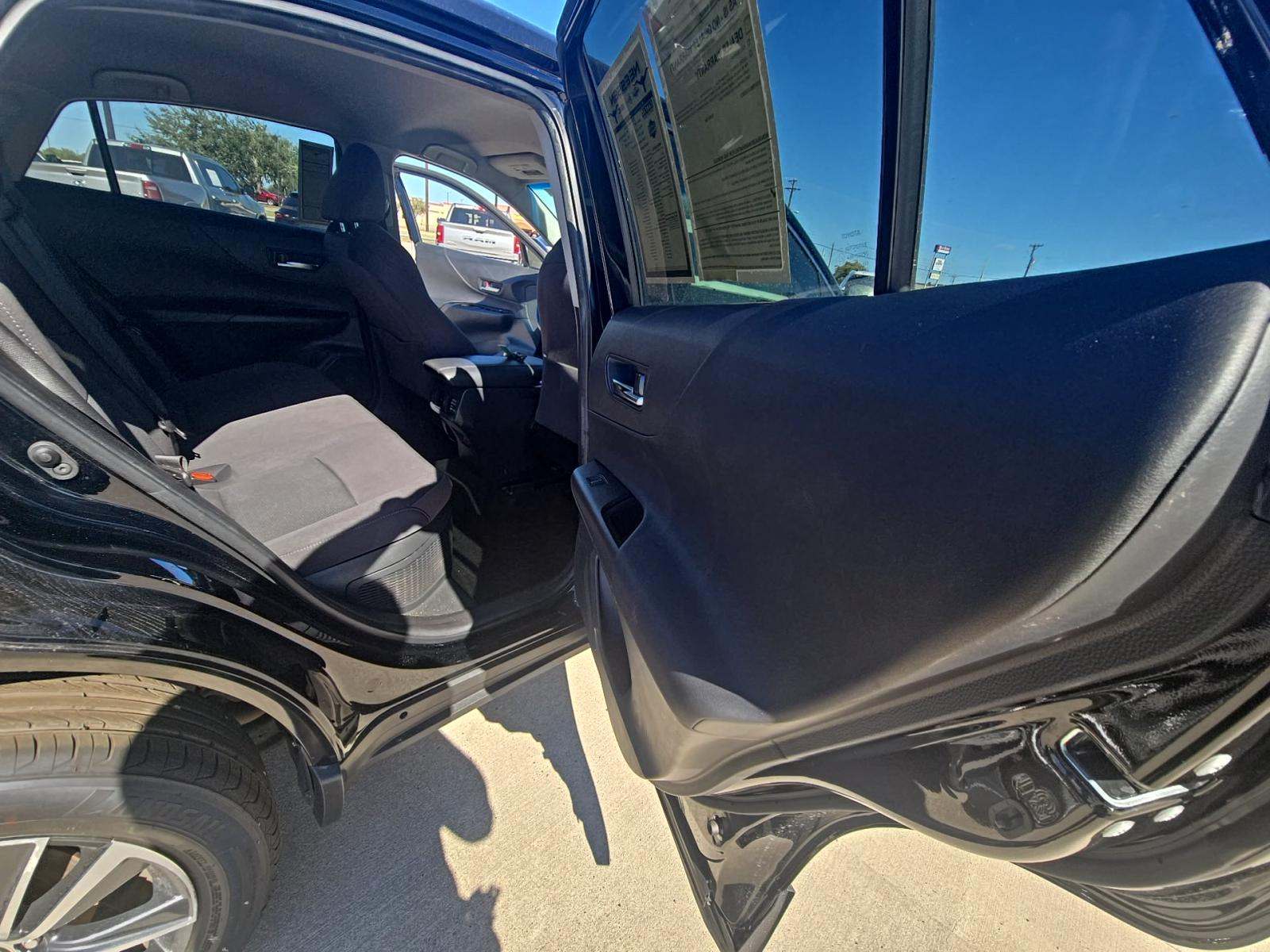 2022 Toyota Venza LE AWD