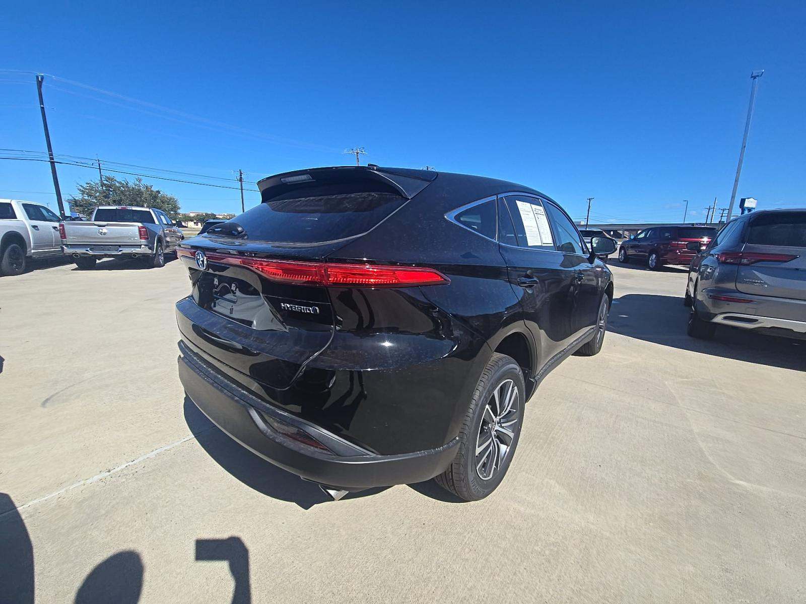 2022 Toyota Venza LE AWD