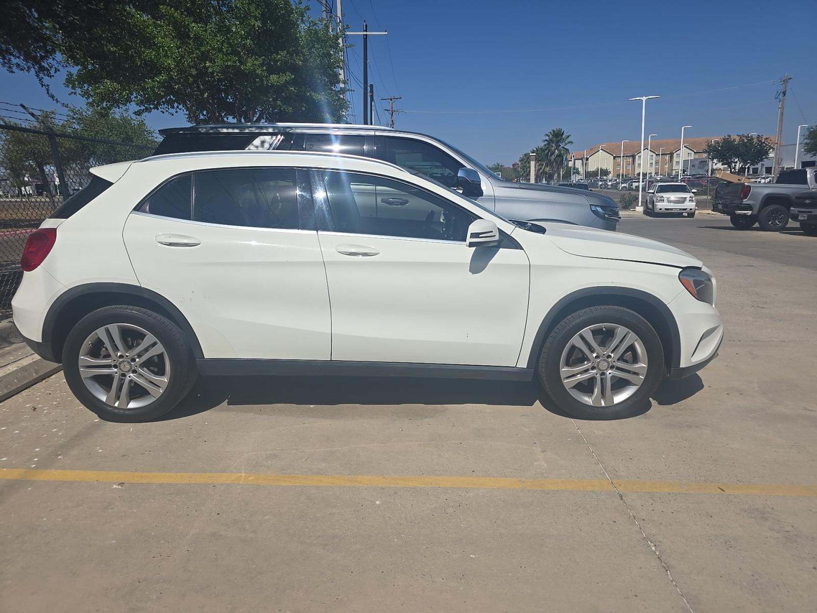 MERCEDES-BENZ GLA-CLASS - 4