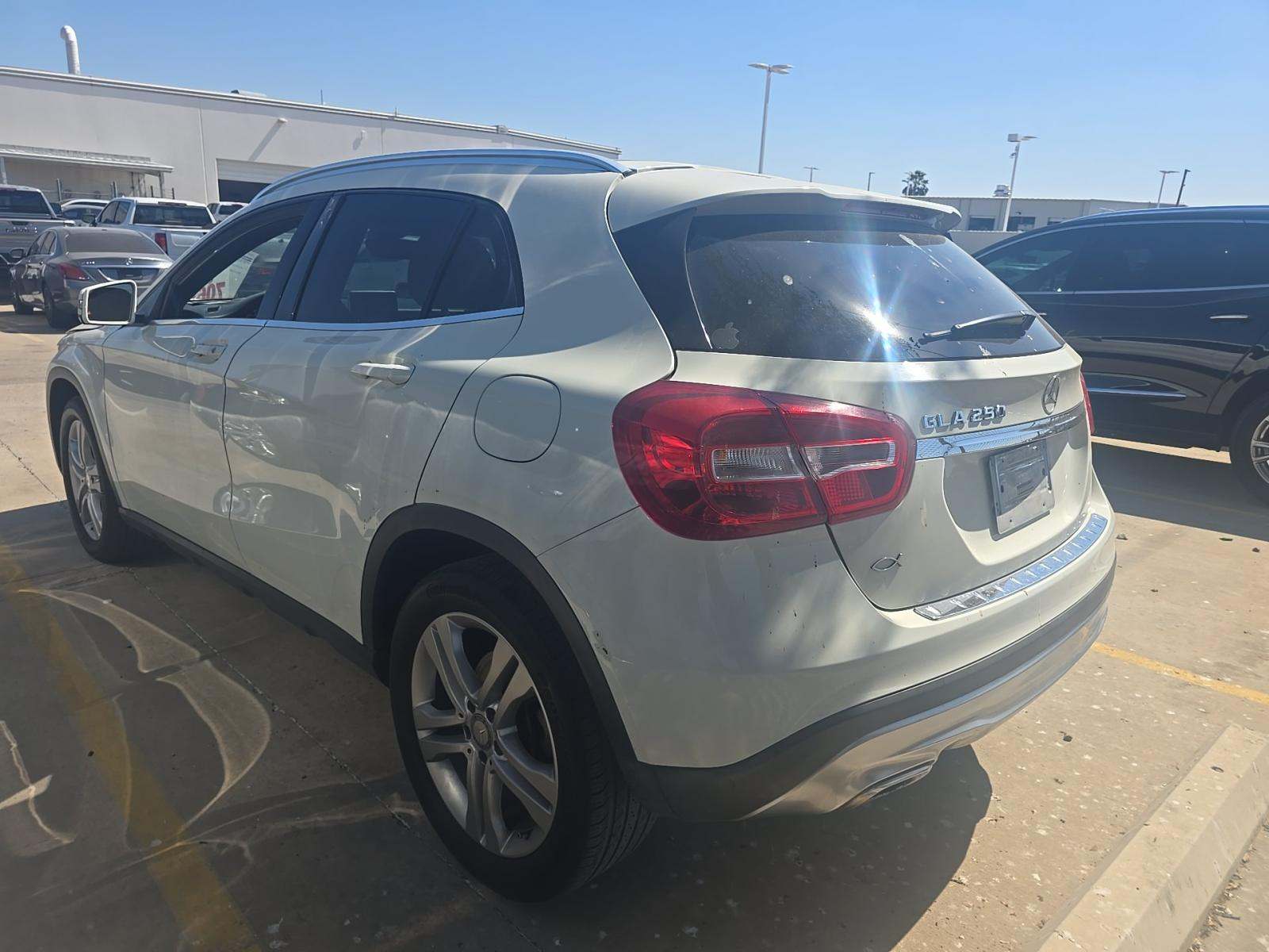 MERCEDES-BENZ GLA-CLASS - 2