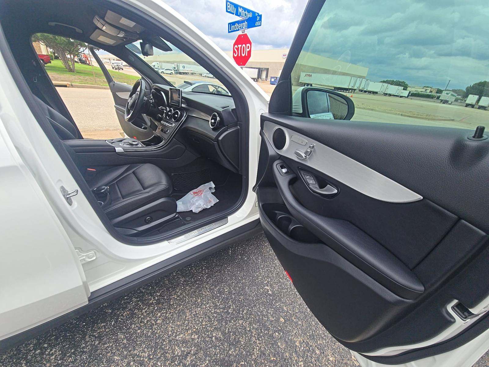 2019 Mercedes-Benz GLC GLC 300 RWD