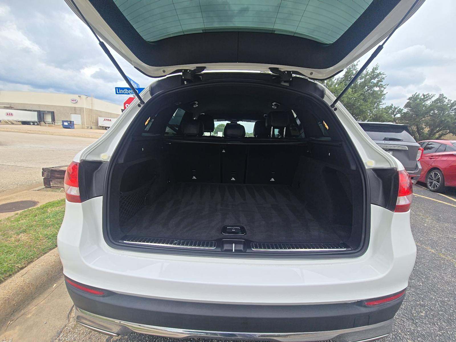 2019 Mercedes-Benz GLC GLC 300 RWD