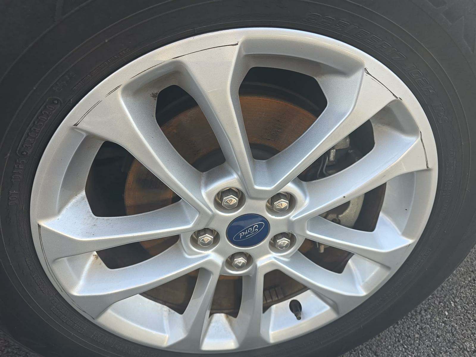 2020 Ford Escape SE FWD