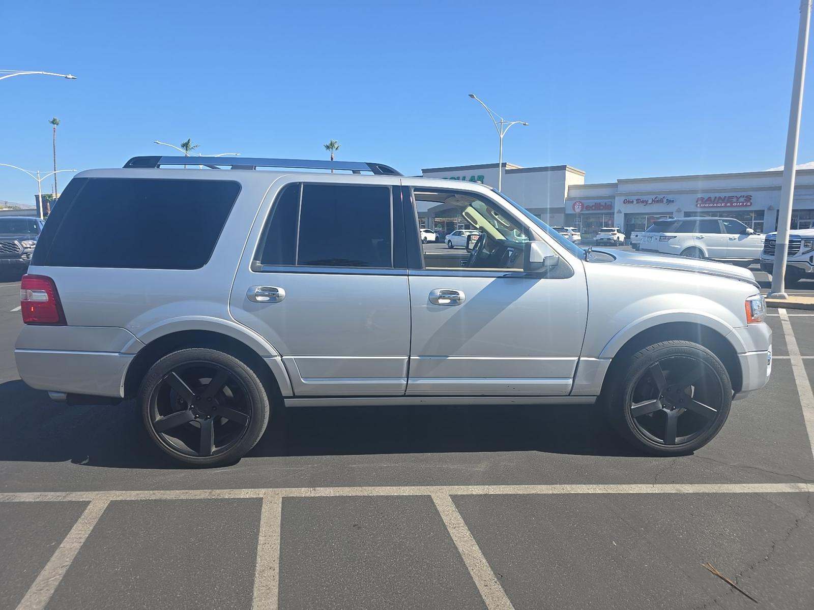 FORD EXPEDITION - 4
