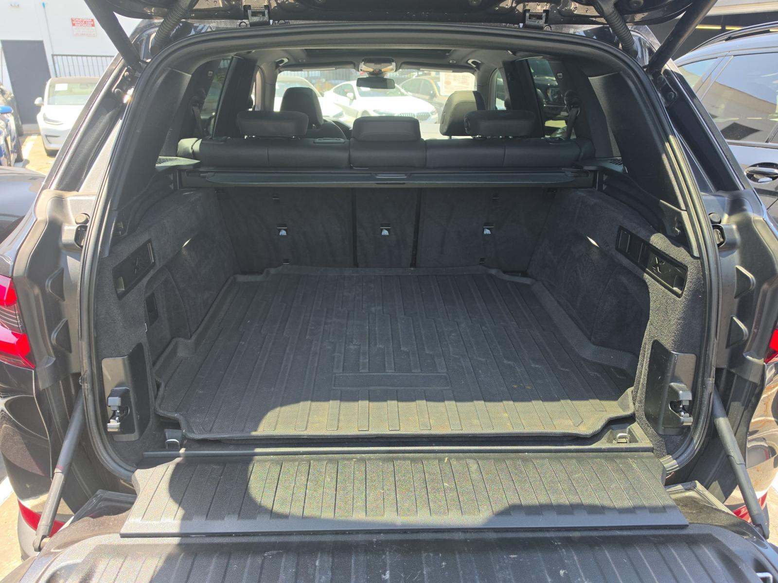 2022 BMW X5 xDrive40i AWD