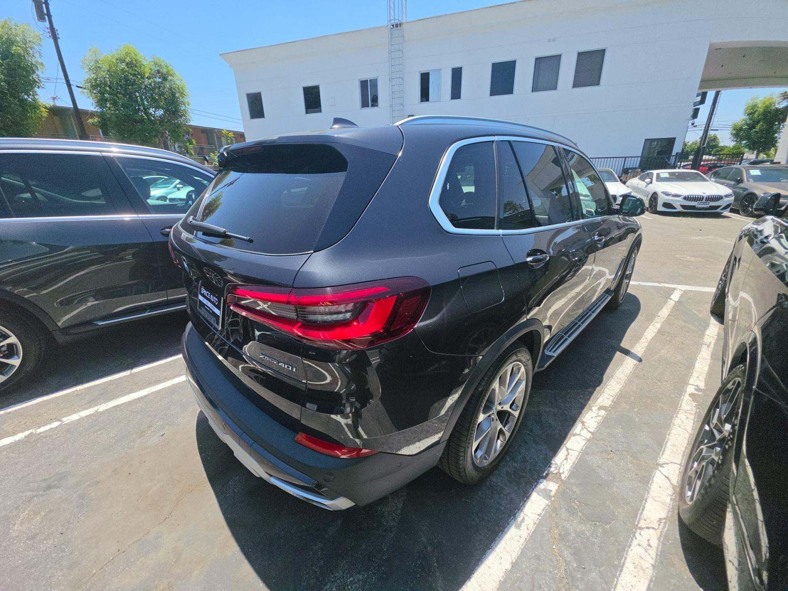 2022 BMW X5 xDrive40i AWD