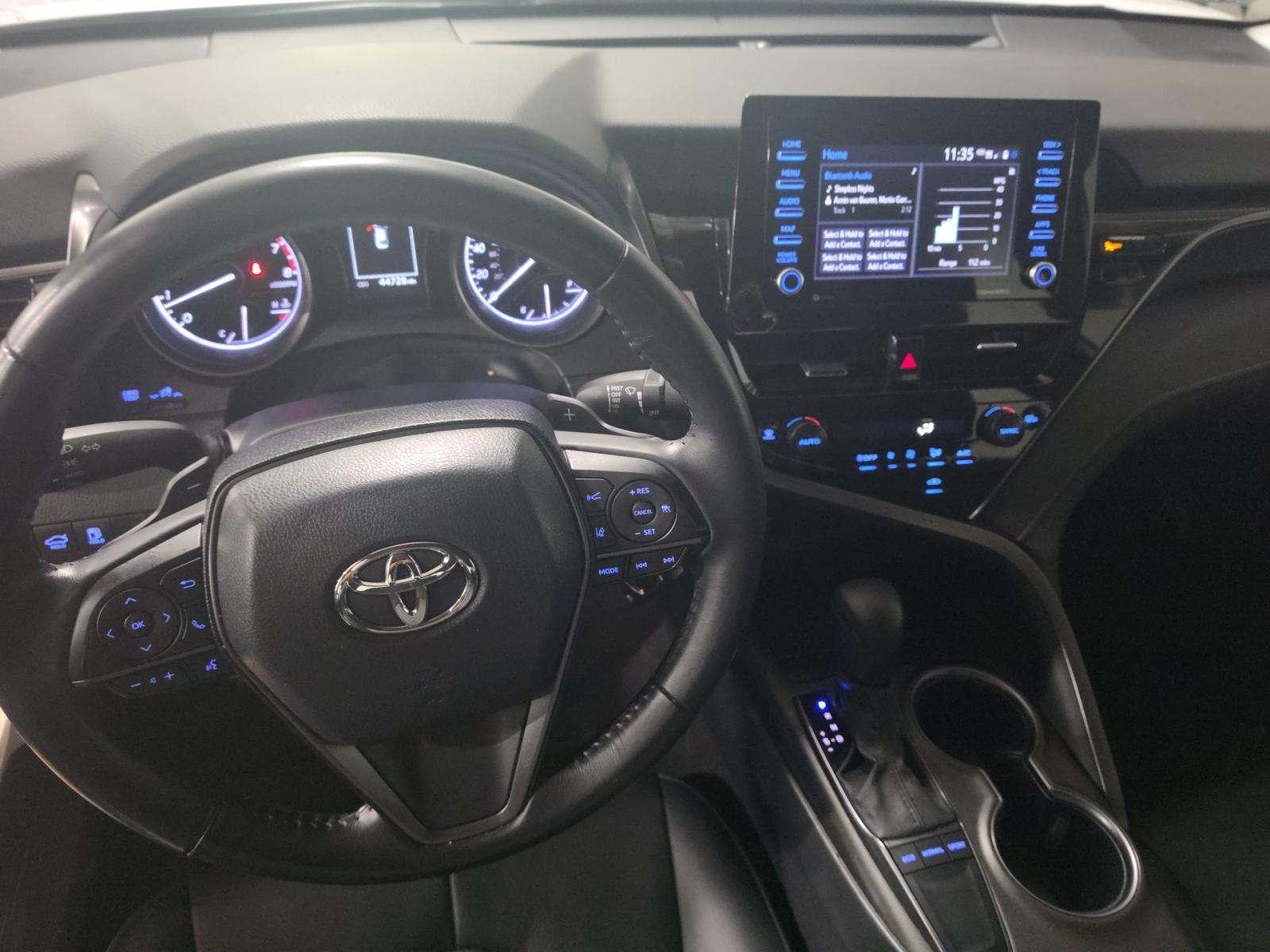 TOYOTA CAMRY - 10