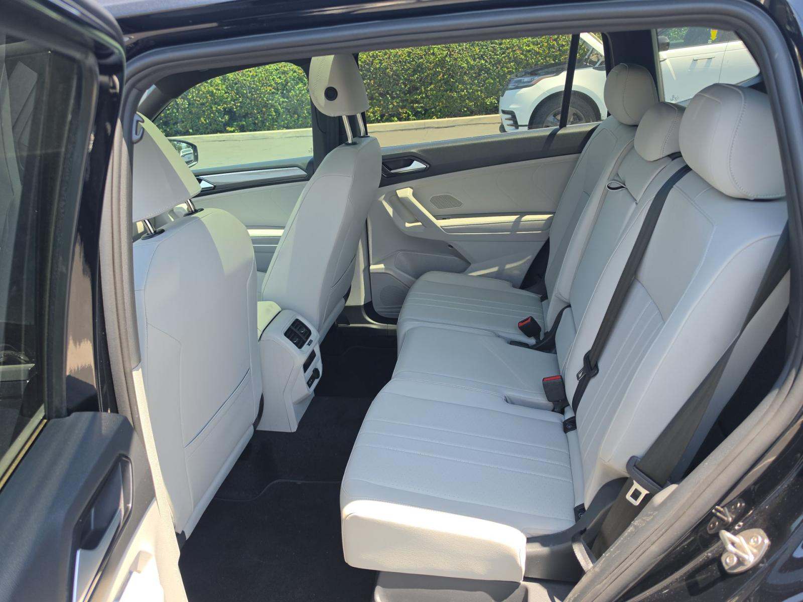 2023 Volkswagen Tiguan 2.0T SE R-Line Black AWD