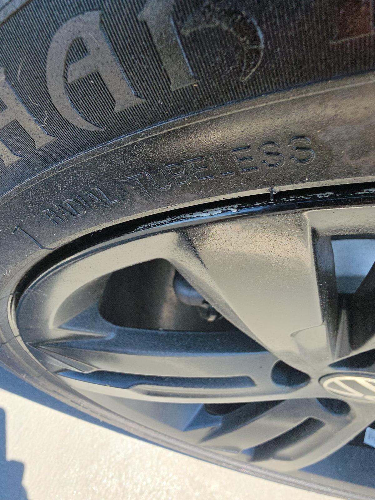 2023 Volkswagen Tiguan 2.0T SE R-Line Black AWD