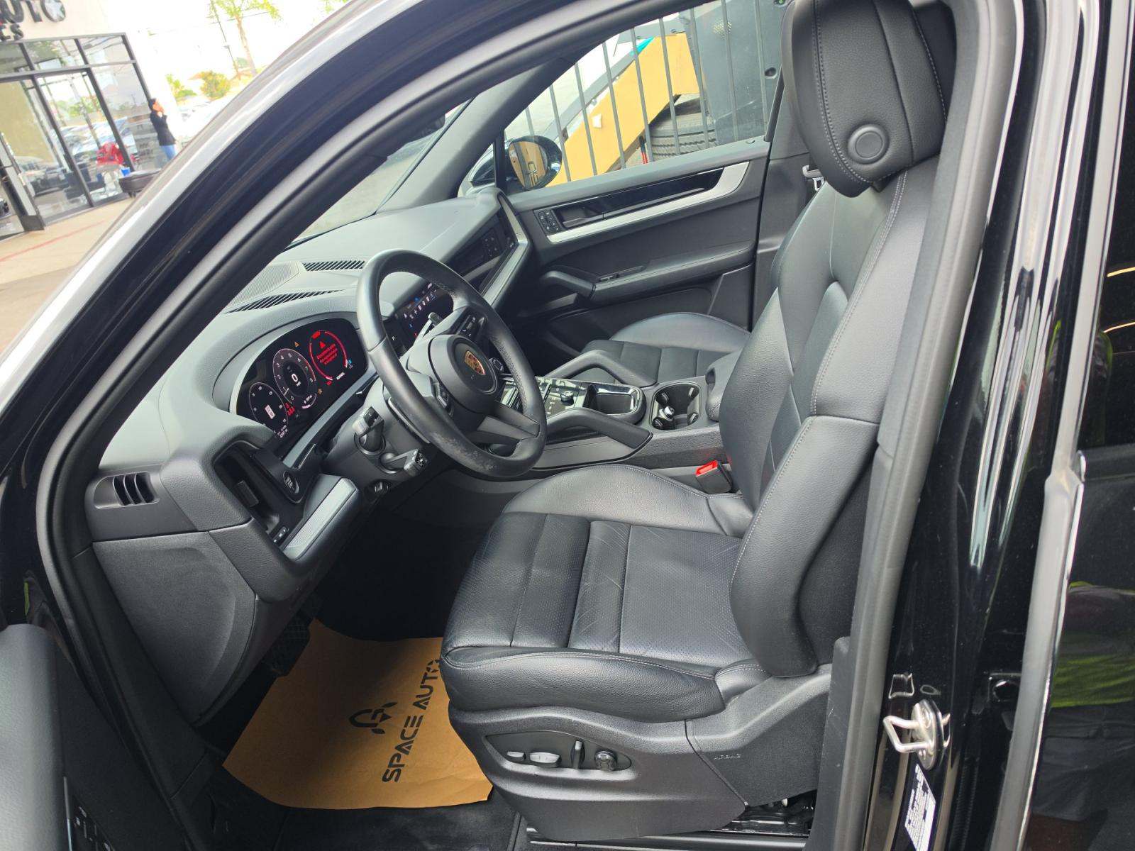 PORSCHE CAYENNE - 6