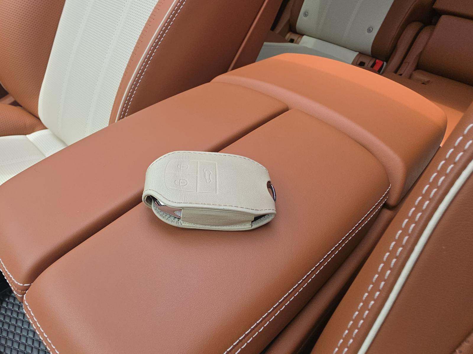 2023 Bentley Bentayga Azure AWD