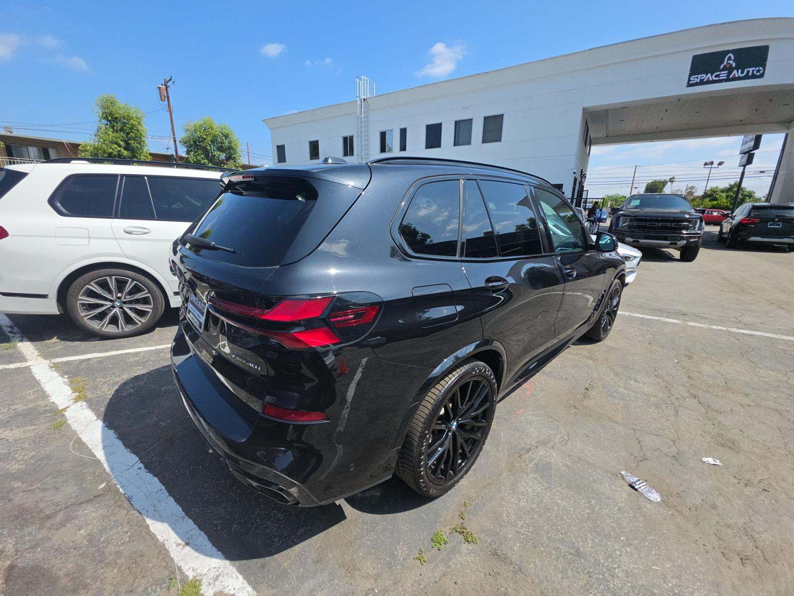 2024 BMW X5 xDrive40i AWD