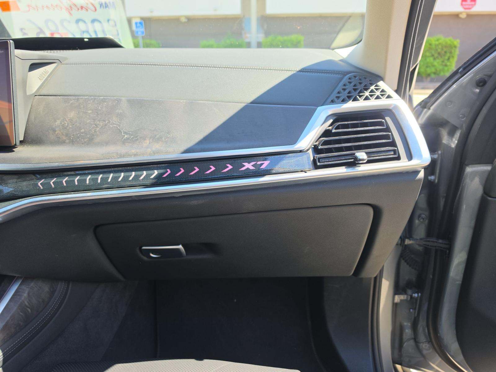2025 BMW X7 xDrive40i AWD