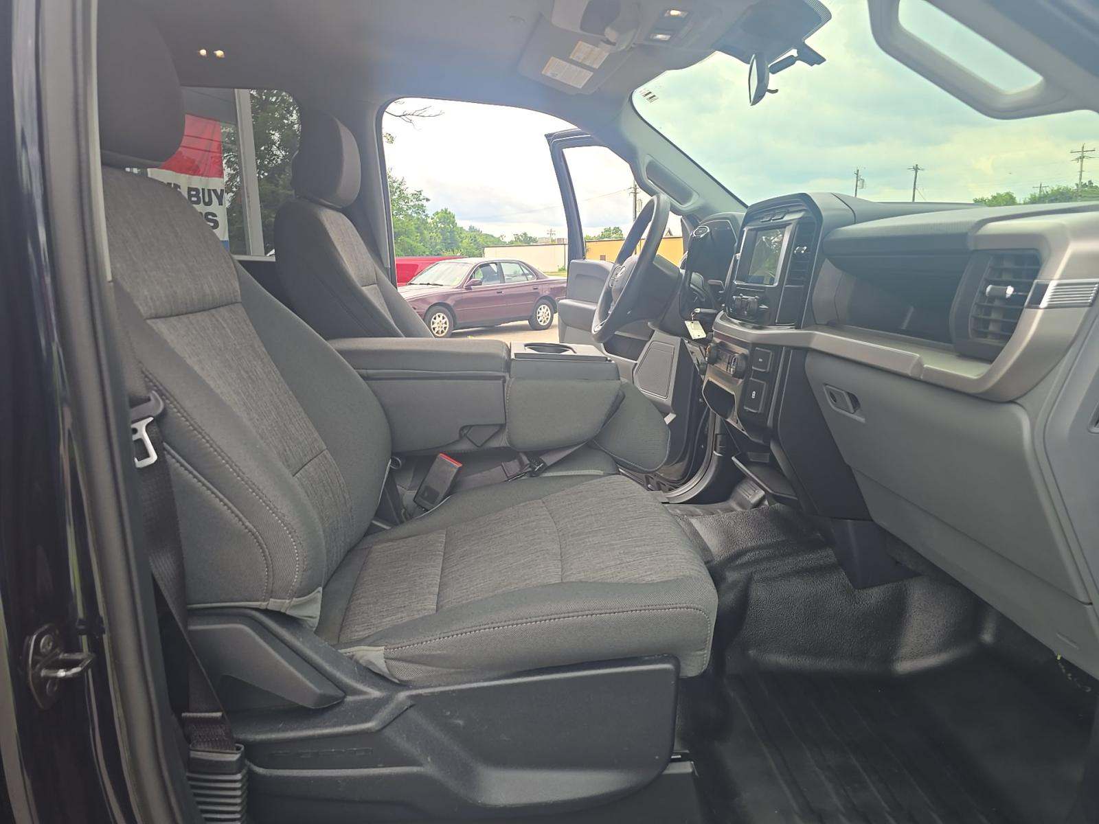2022 Ford F-150 XL AWD