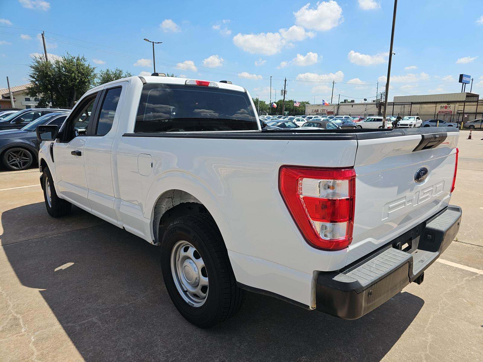 FORD F-150 - 4