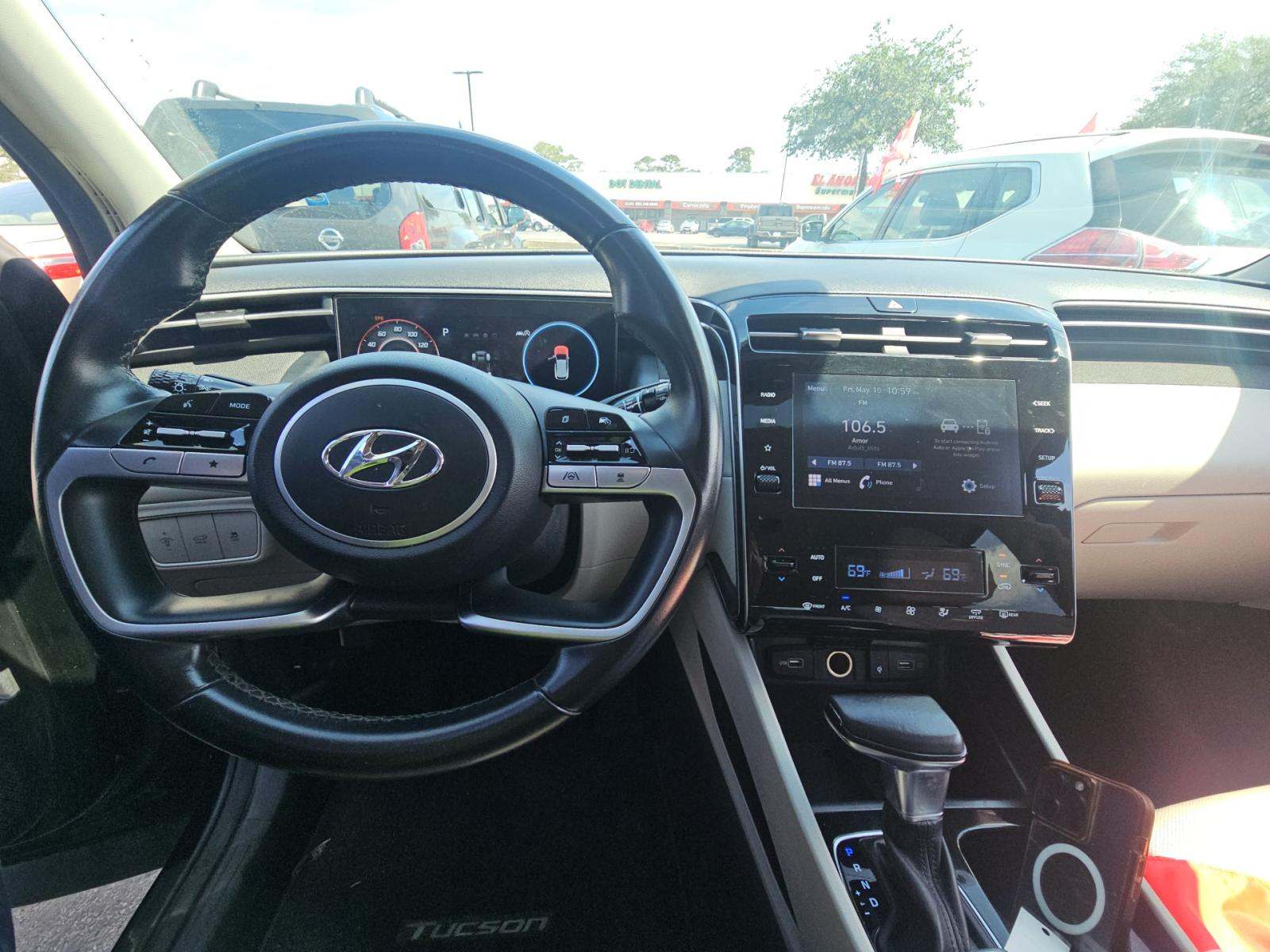 HYUNDAI TUCSON - 10