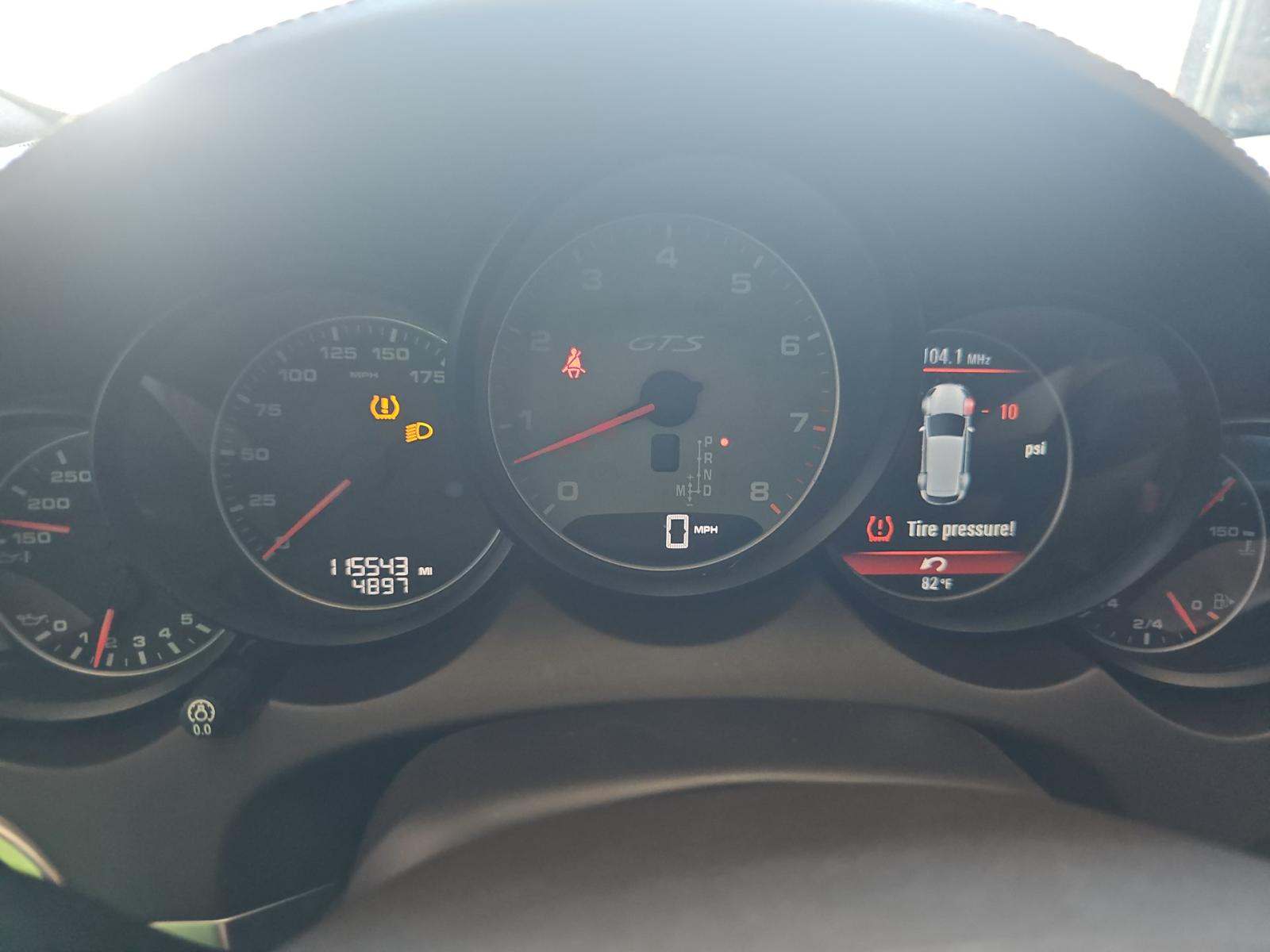 PORSCHE CAYENNE - 9