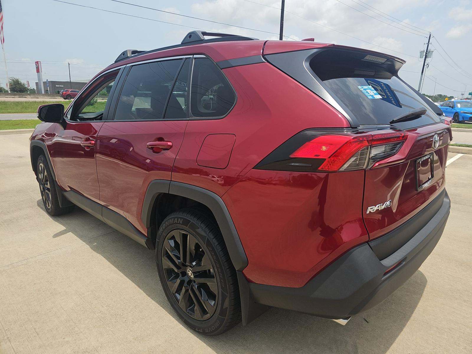 2023 Toyota RAV4 XLE Premium FWD