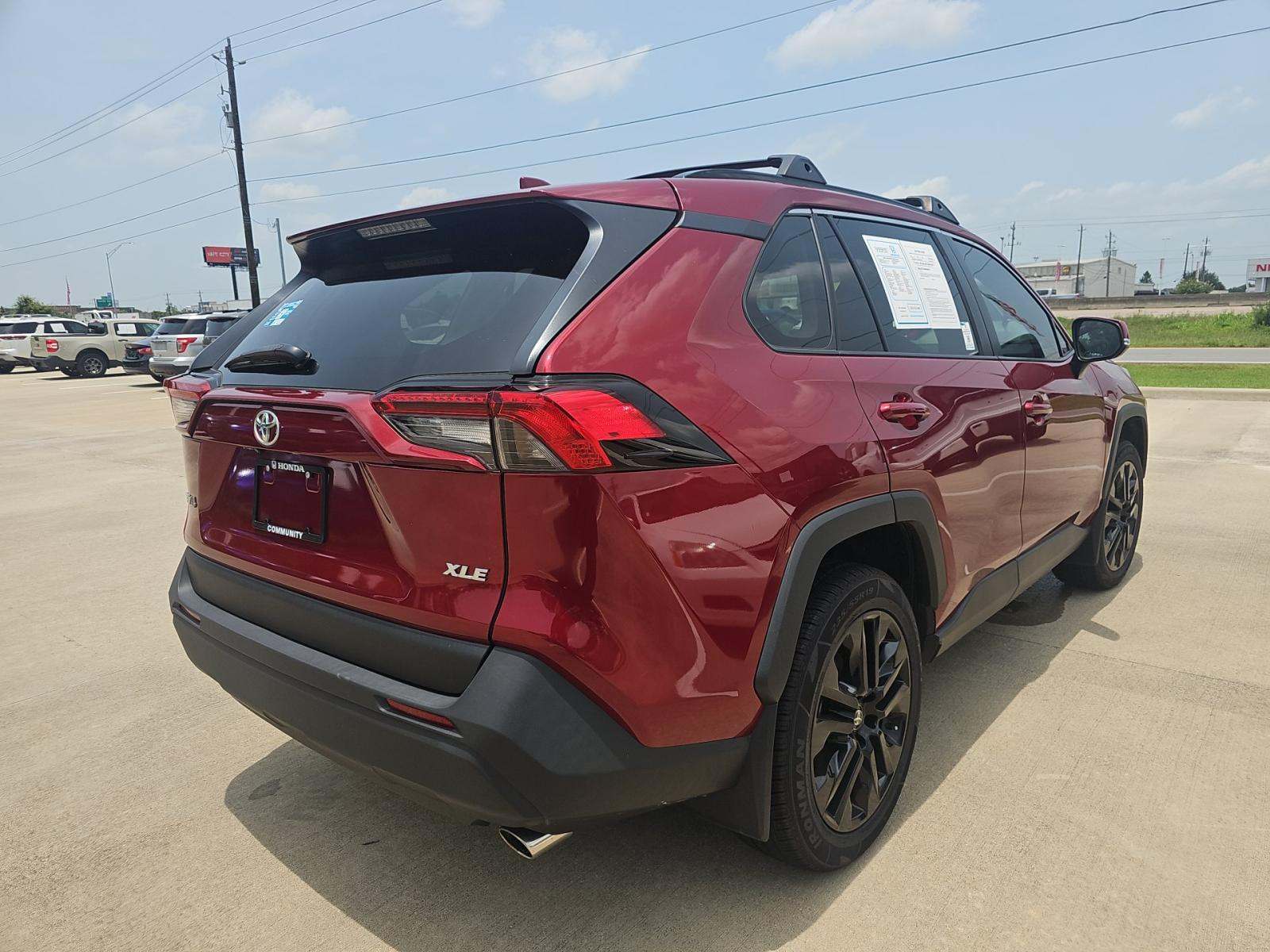 2023 Toyota RAV4 XLE Premium FWD