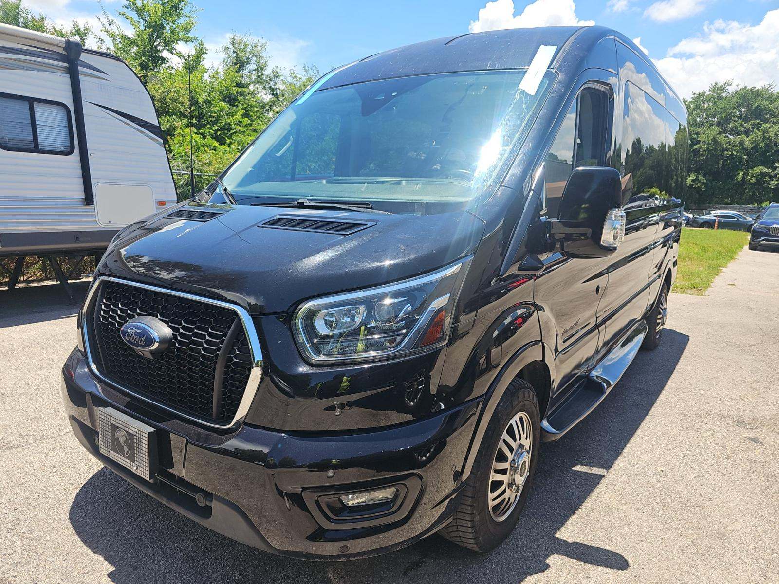 FORD TRANSIT 250 - 1
