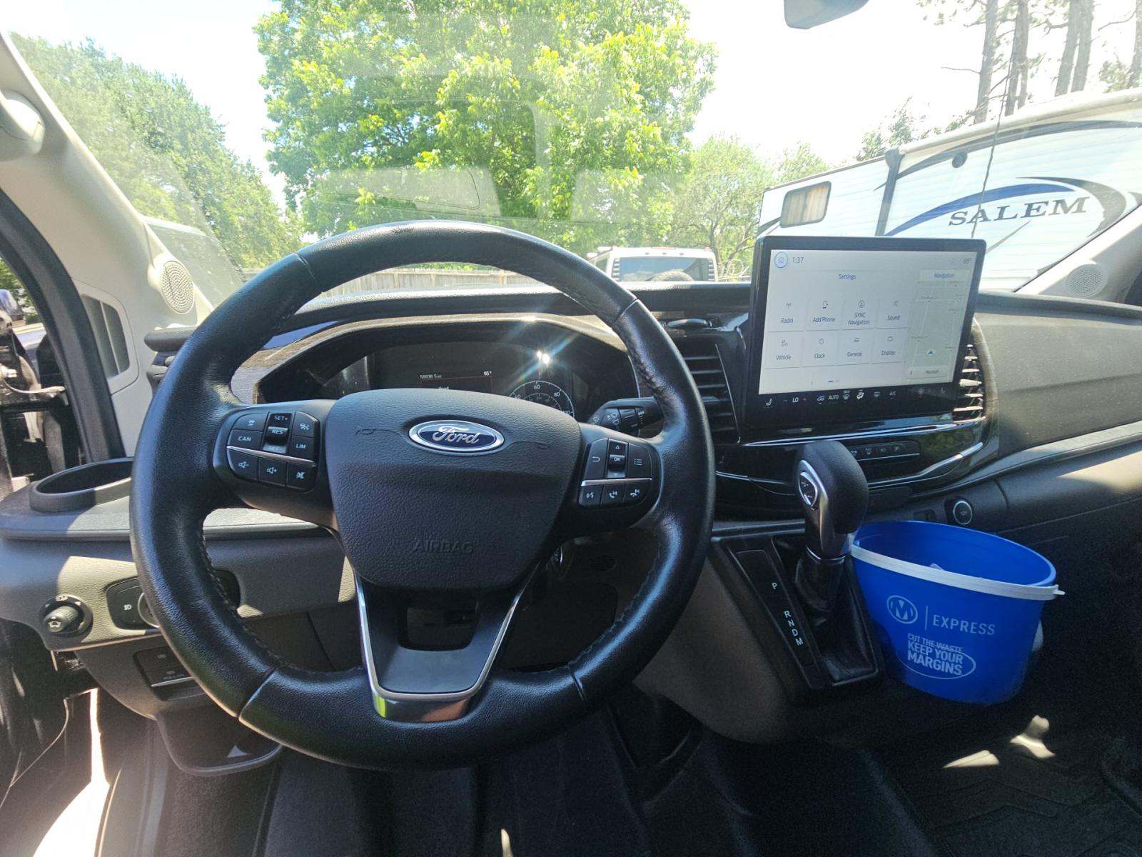 FORD TRANSIT 250 - 10