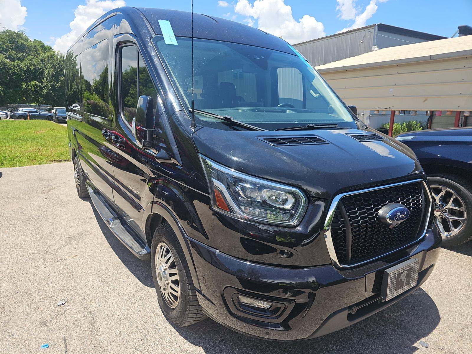 FORD TRANSIT 250 - 2