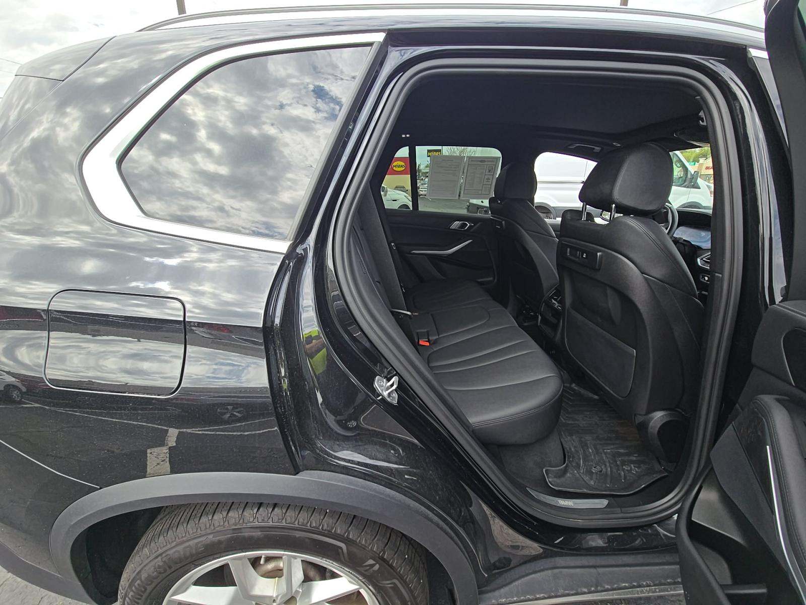 2022 BMW X5 xDrive40i AWD