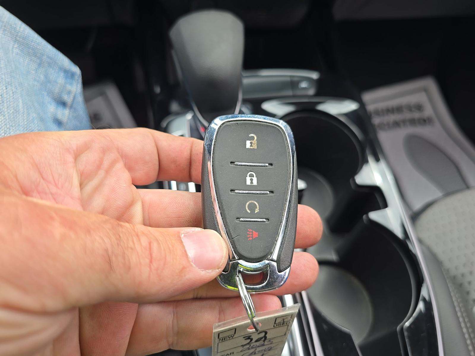 CHEVROLET TRAX - 4