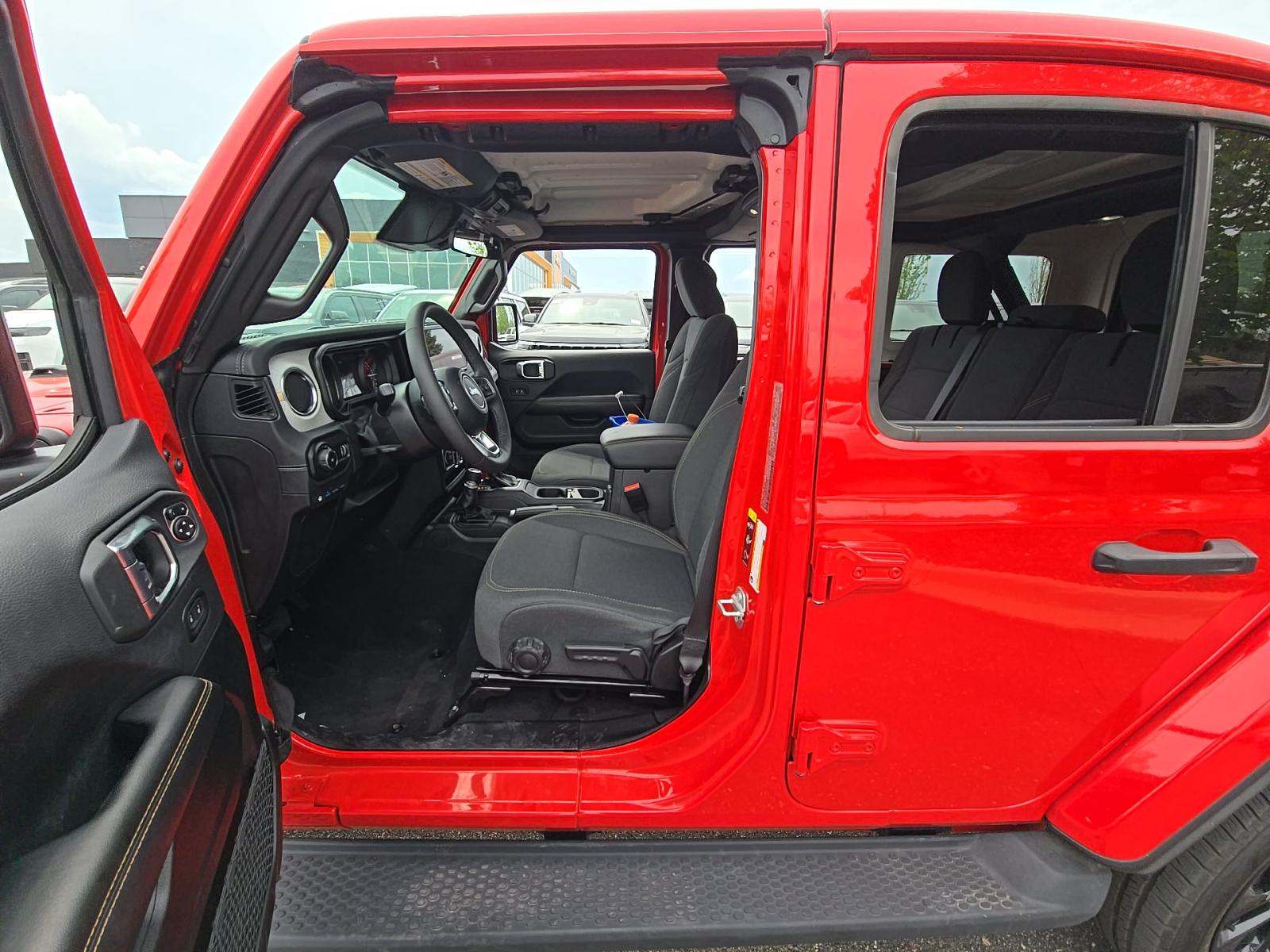2025 Jeep Wrangler 4xe Sahara AWD