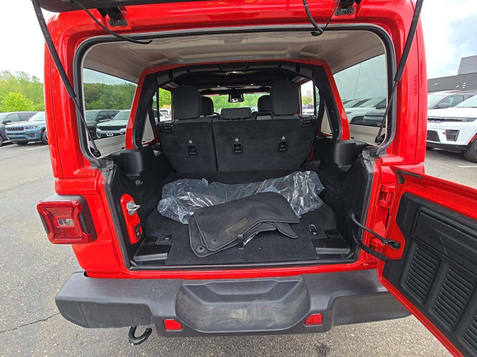 2025 Jeep Wrangler 4xe Sahara AWD
