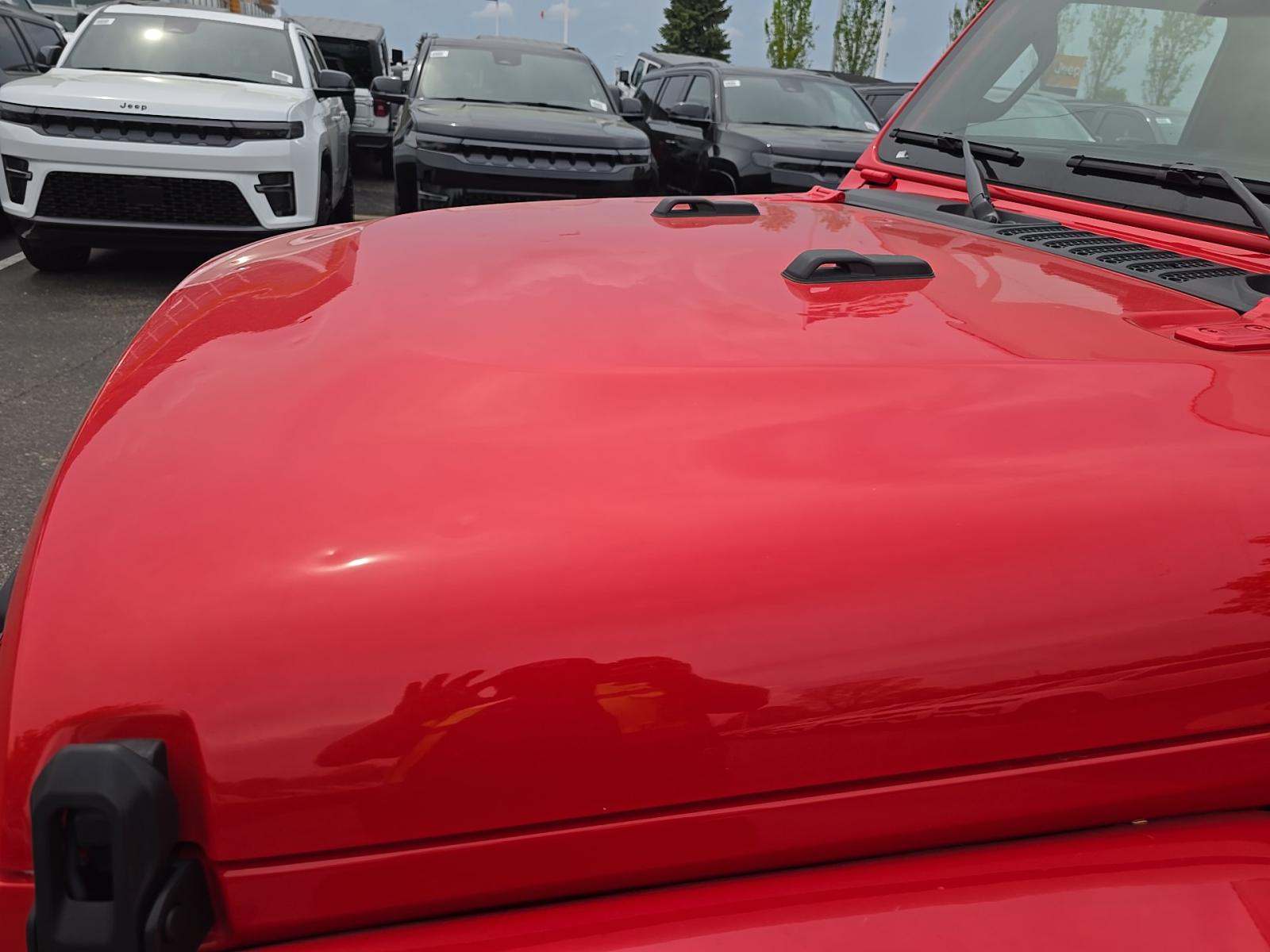2025 Jeep Wrangler 4xe Sahara AWD
