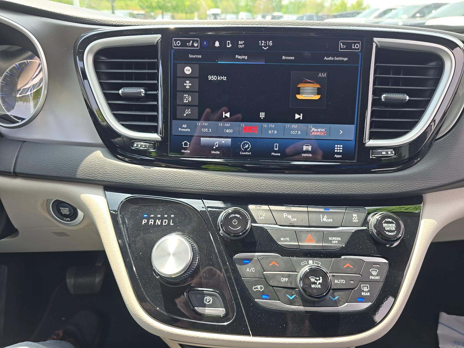 2024 Chrysler Pacifica Touring L FWD