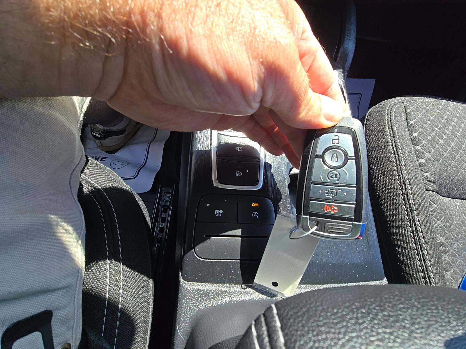 FORD ESCAPE - 4